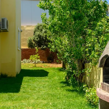 Villa Renia's *