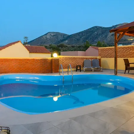 Renia's Villa