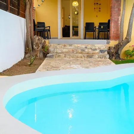 Renia's Villa *