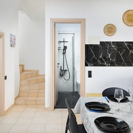 Renia's Villa *